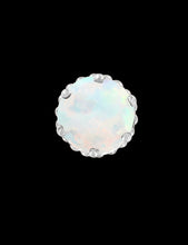 Load image into Gallery viewer, Junipurr: crown-set opal top
